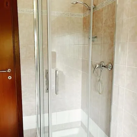 아파트 Bianchi &bianchi Casa Vacanza Laveno-mombello 라베노