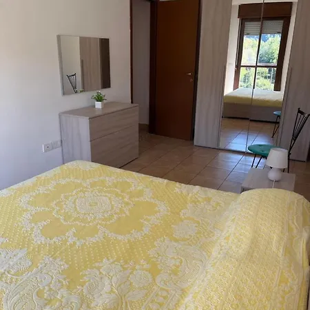 Bianchi &bianchi Casa Vacanza Laveno-mombello 라베노